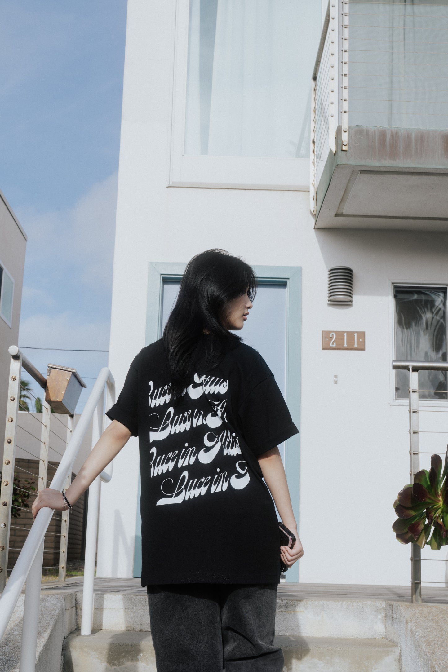 [PRE-ORDER] 99DIVINE Signature Overfit T-shirt